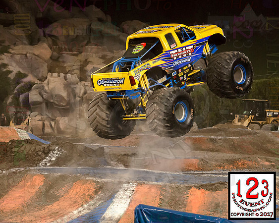 2017-01-28 MONSTER JAM® Anaheim #2