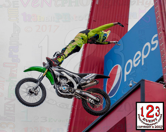 2017-02-11 MONSTER JAM® Anaheim #3