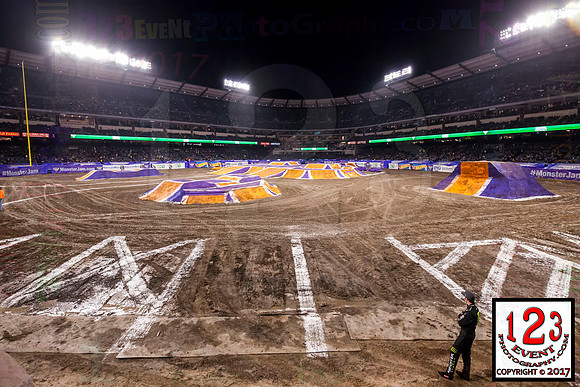 2017-02-11 MONSTER JAM® Anaheim #3