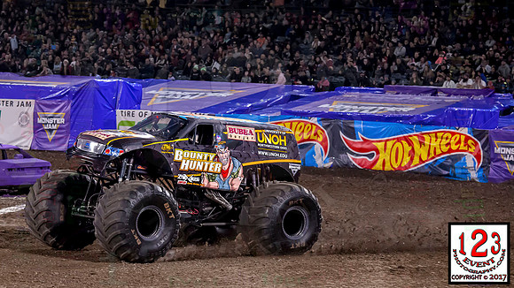2017-02-11 MONSTER JAM® Anaheim #3