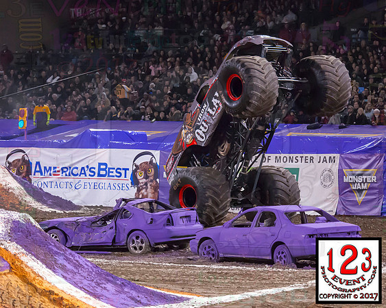 2017-02-11 MONSTER JAM® Anaheim #3