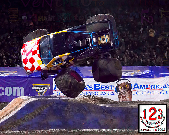 2017-02-11 MONSTER JAM® Anaheim #3