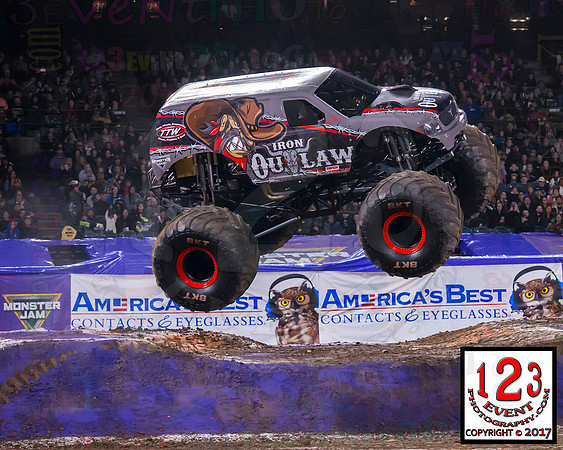 2017-02-11 MONSTER JAM® Anaheim #3