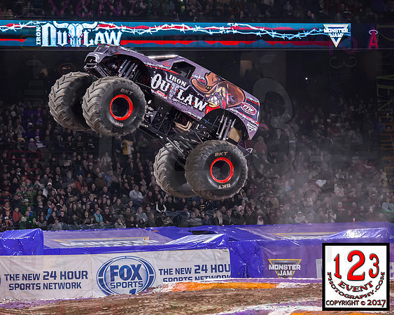 2017-02-11 MONSTER JAM® Anaheim #3