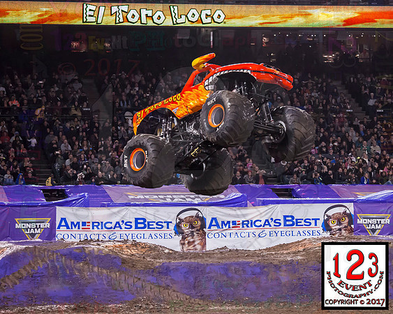 2017-02-11 MONSTER JAM® Anaheim #3
