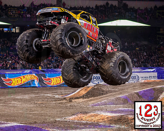 2017-02-11 MONSTER JAM® Anaheim #3