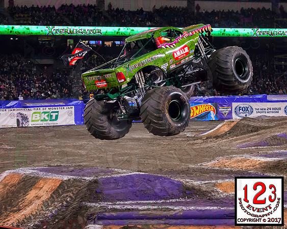 2017-02-11 MONSTER JAM® Anaheim #3