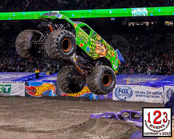 2017-02-11 MONSTER JAM® Anaheim #3