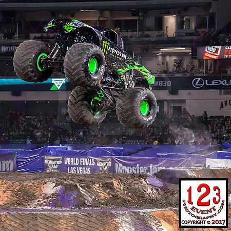 2017-02-11 MONSTER JAM® Anaheim #3