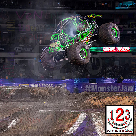 2017-02-11 MONSTER JAM® Anaheim #3