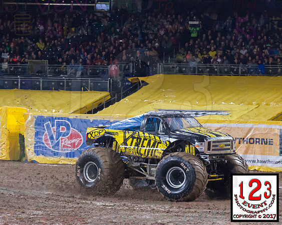 2017-02-18 MONSTER JAM® San Diego #2