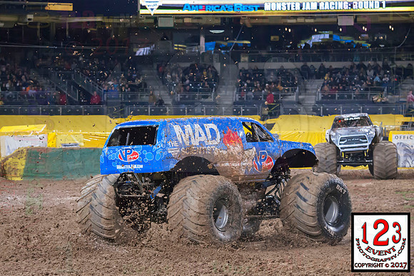 2017-02-18 MONSTER JAM® San Diego #2