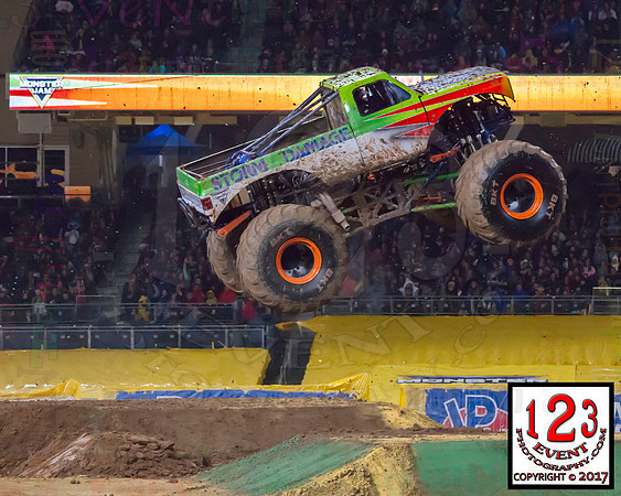 2017-02-18 MONSTER JAM® San Diego #2