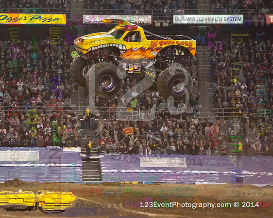 2014-01-18 MONSTER JAM® @ Qualcomm Stadium