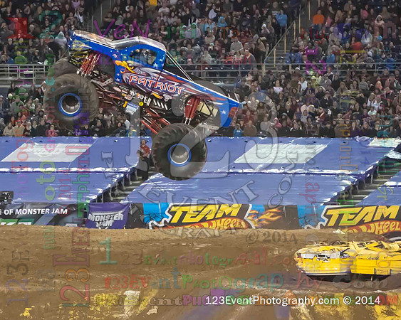 2014-01-18 MONSTER JAM® @ Qualcomm Stadium