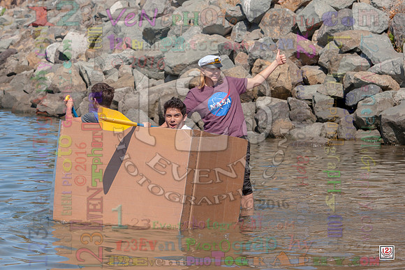 2016-17 HTHI 9th Grade Cardboard Boat