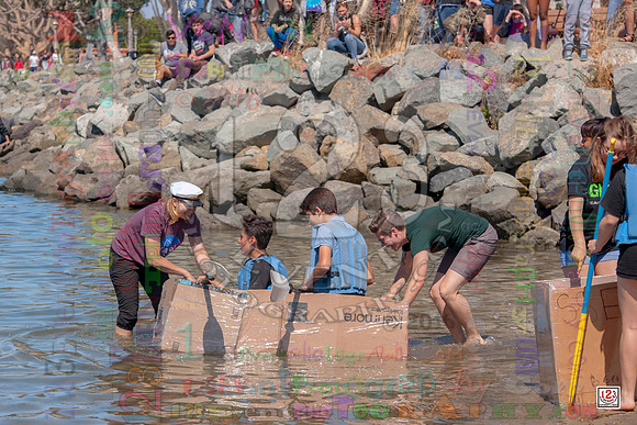 2016-17 HTHI 9th Grade Cardboard Boat