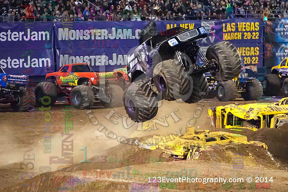 2014-01-18 MONSTER JAM® @ Qualcomm Stadium