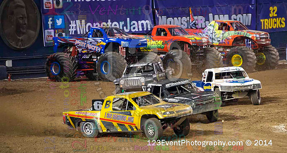 2014-01-18 MONSTER JAM® @ Qualcomm Stadium
