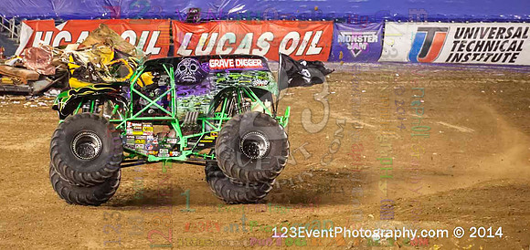 2014-01-18 MONSTER JAM® @ Qualcomm Stadium