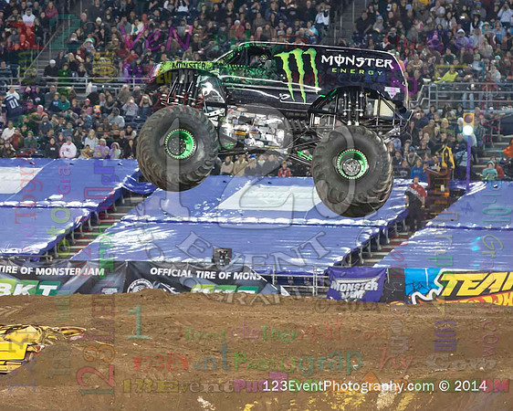 2014-01-18 MONSTER JAM® @ Qualcomm Stadium