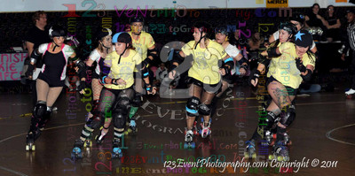 San Diego Starlettes vs. Tucson                                               Roller Derby Bout 2-5-11