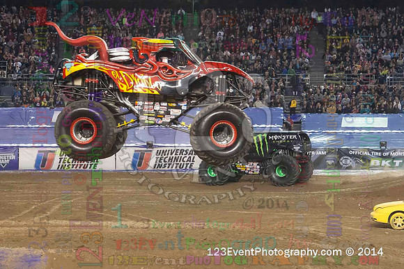 2014-01-18 MONSTER JAM® @ Qualcomm Stadium