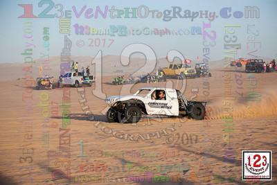 2017 JEEPS & TRUCKS Gordon's Well Thanksgiving