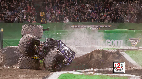2018-01-13 MONSTER JAM® Anaheim #1