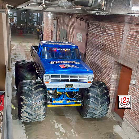 2018-02-03 MONSTER JAM® San Diego #2