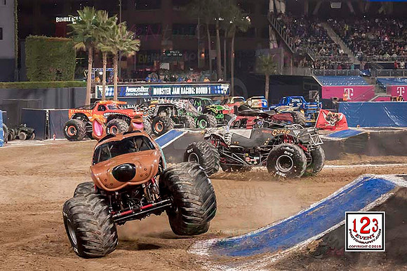 2018-02-03 MONSTER JAM® San Diego #2