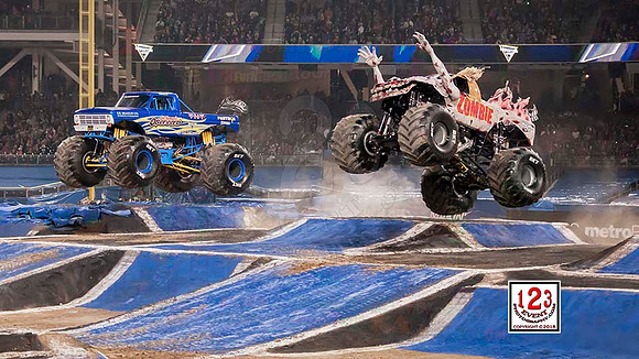 2018-02-03 MONSTER JAM® San Diego #2
