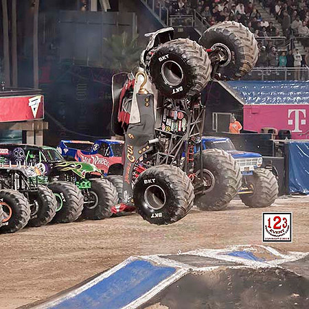 2018-02-03 MONSTER JAM® San Diego #2
