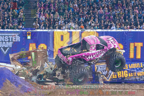 2014-01-11 MONSTER JAM® @ Anaheim Angel Stadium