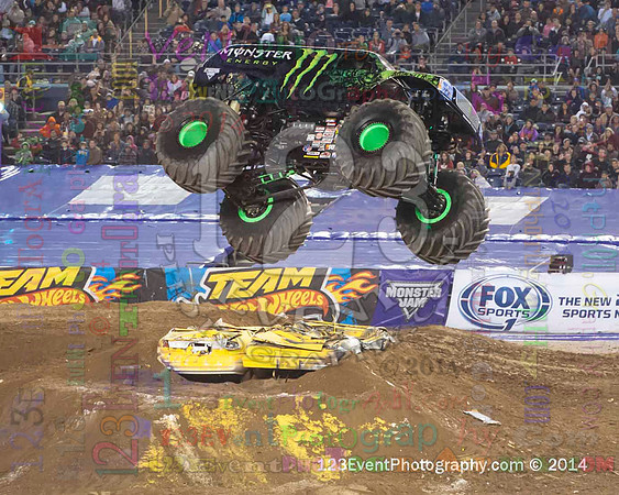 2014-01-18 MONSTER JAM® @ Qualcomm Stadium