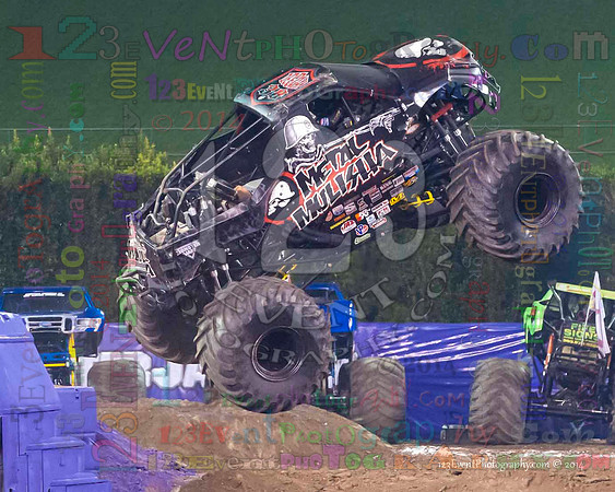 2014-01-11 MONSTER JAM® @ Anaheim Angel Stadium