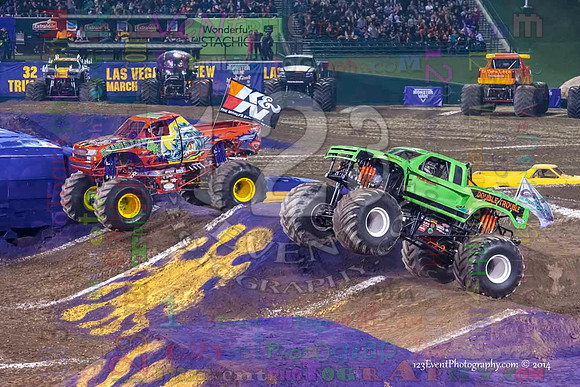 2014-01-11 MONSTER JAM® @ Anaheim Angel Stadium