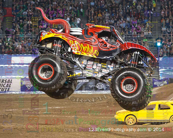 2014-01-18 MONSTER JAM® @ Qualcomm Stadium