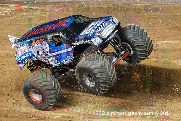 2014-01-18 MONSTER JAM® @ Qualcomm Stadium