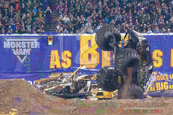 2014-01-11 MONSTER JAM® @ Anaheim Angel Stadium