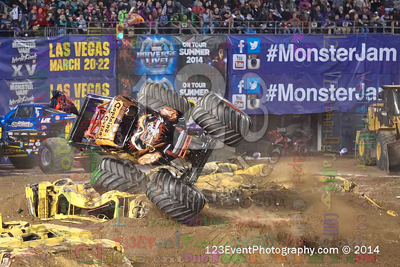2014-01-18 MONSTER JAM® @ Qualcomm Stadium
