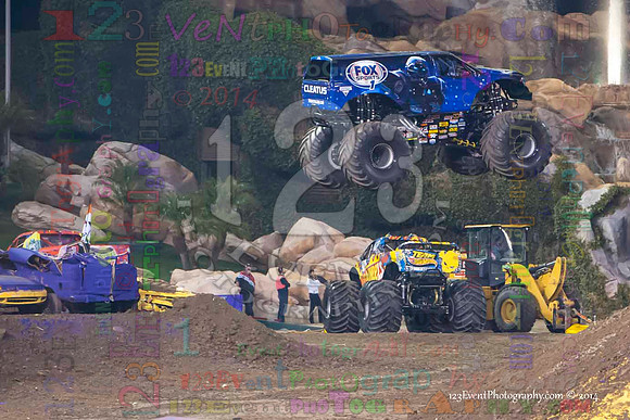 2014-01-11 MONSTER JAM® @ Anaheim Angel Stadium