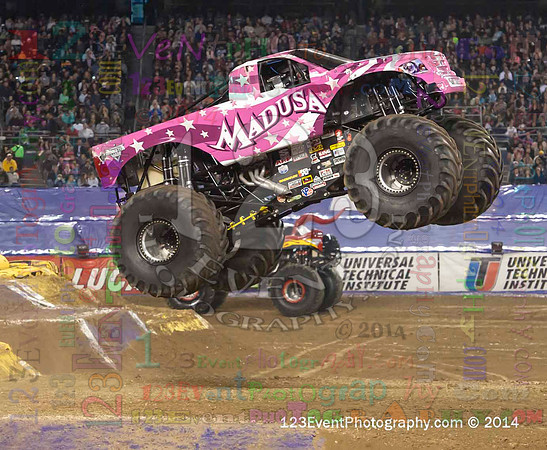 2014-01-18 MONSTER JAM® @ Qualcomm Stadium
