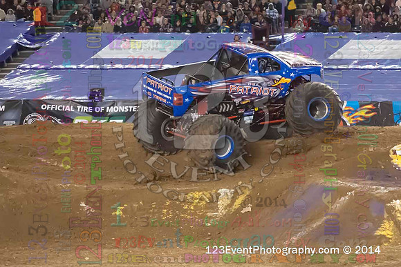 2014-01-18 MONSTER JAM® @ Qualcomm Stadium