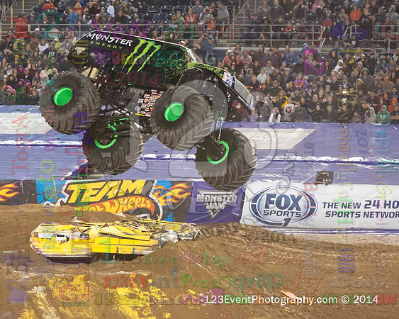 2014-01-18 MONSTER JAM® @ Qualcomm Stadium