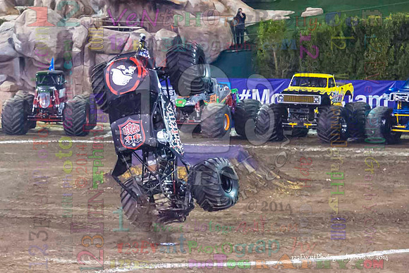 2014-01-11 MONSTER JAM® @ Anaheim Angel Stadium