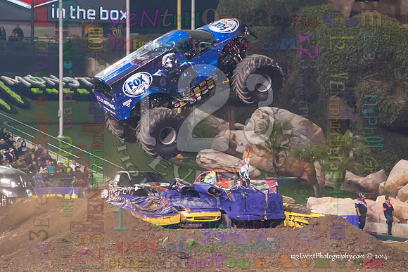 2014-01-11 MONSTER JAM® @ Anaheim Angel Stadium