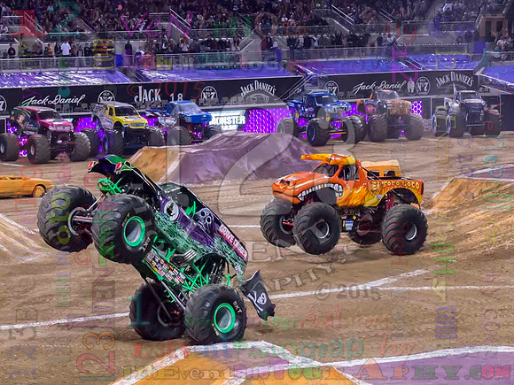 2015-01-31 MONSTER JAM® @ Petco Park, San Diego, CA