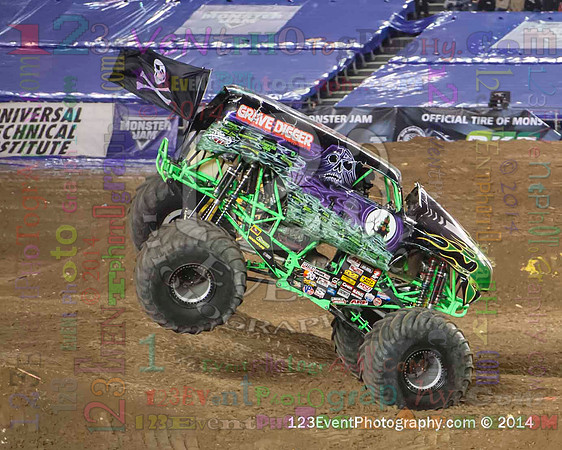 2014-01-18 MONSTER JAM® @ Qualcomm Stadium