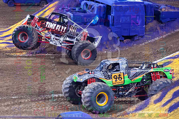2014-01-11 MONSTER JAM® @ Anaheim Angel Stadium